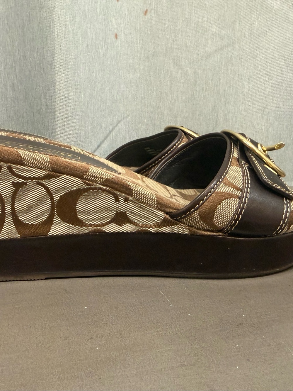 Coach Brown Mule Sandals with Signature Monogram and Gold Buckle Sz 8/.5 b - Picture 3 of 8